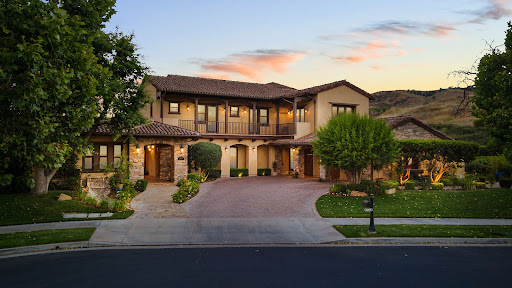 Real Estate Consultant «RE/MAX: Neal Weichel», reviews and photos, 25101 The Old Rd, Santa Clarita, CA 91381, USA