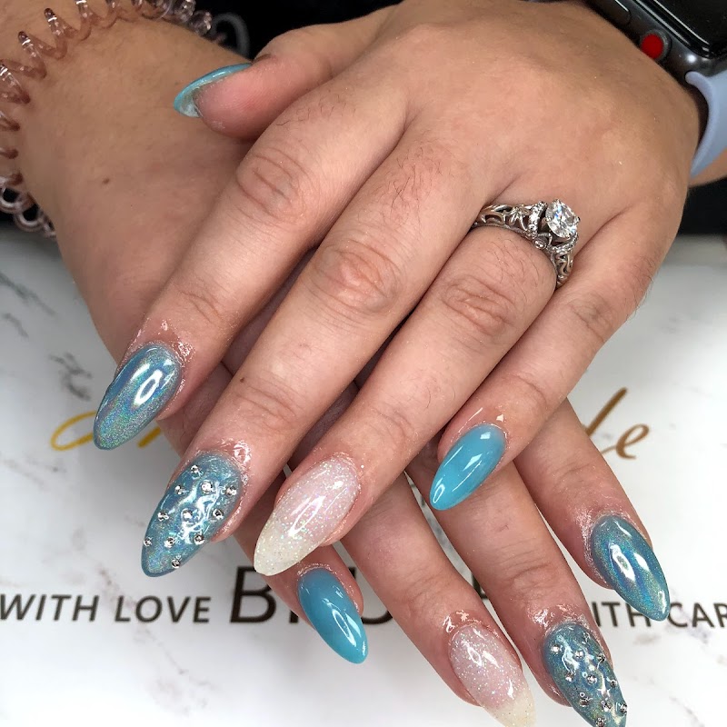 Fabulous Nails & Spa