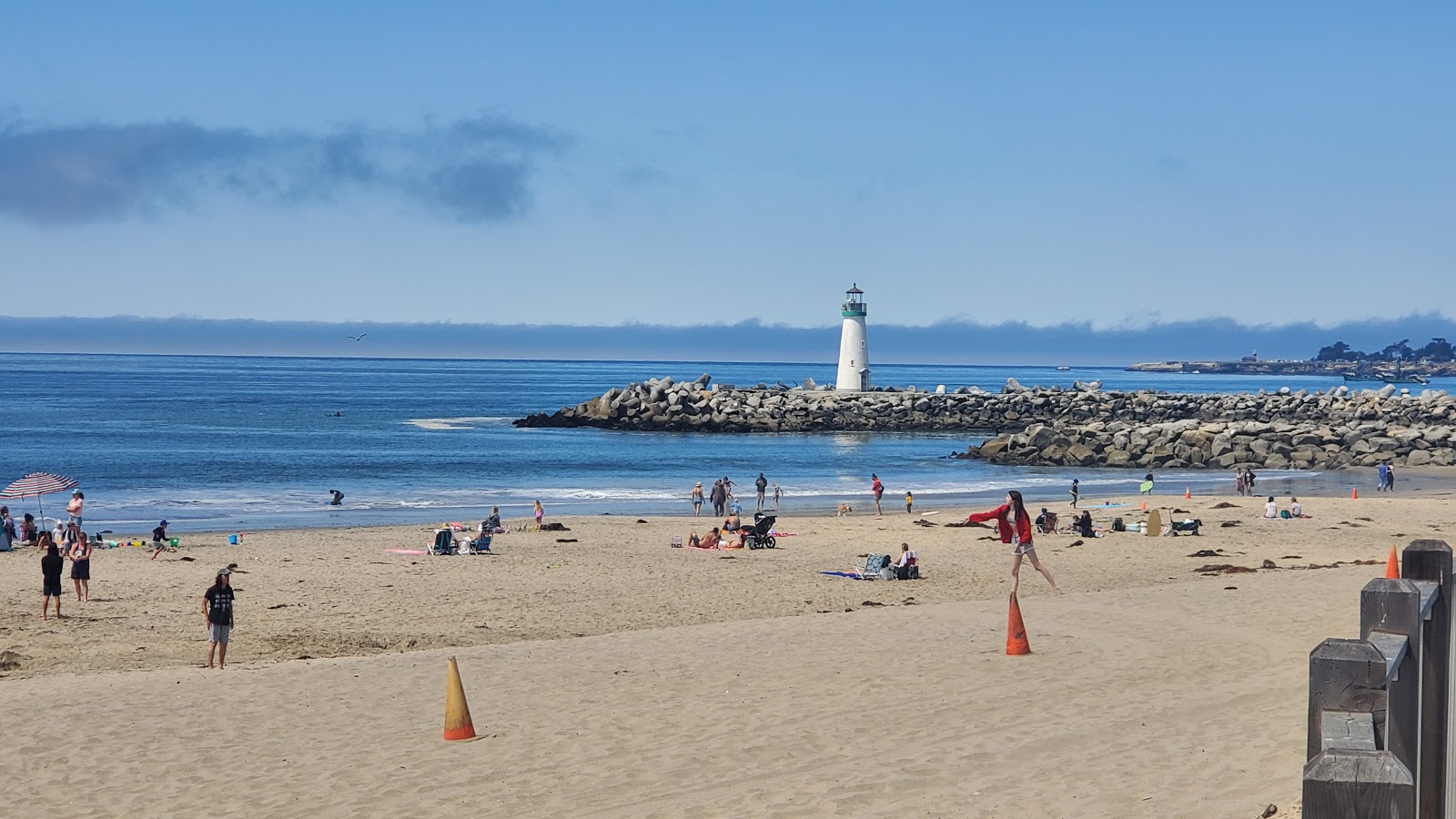 Foto van Twin Lakes Beach met hoog niveau van netheid