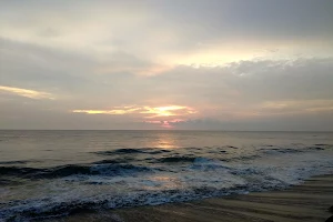 Njarackal Arattuvazhi Beach image