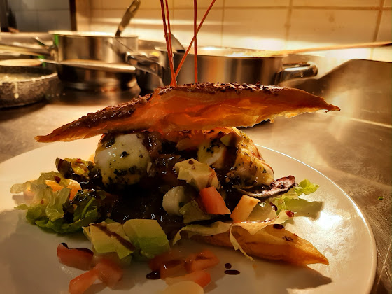 Plats et boissons hôtels Hostellerie de la Poterne 22510 Moncontour