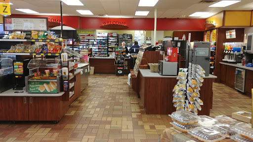 Convenience Store «Kwik Trip #476», reviews and photos, 2851 Decker Dr, Rice Lake, WI 54868, USA