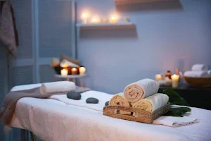 Auram Thai Spa Massage Center Sector 104 image