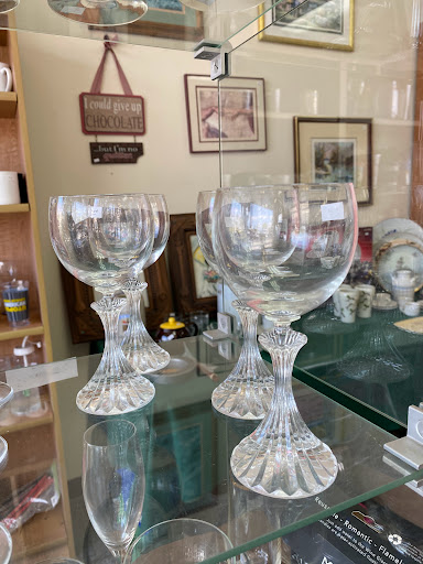 Thrift Store «Alpine Attic Thrift Shop», reviews and photos, 2115 Pacific Coast Hwy, Lomita, CA 90717, USA