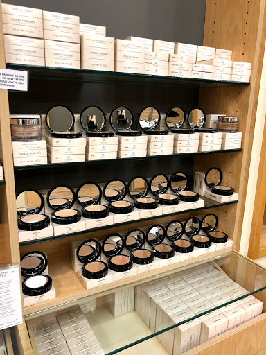 Cosmetics Store «Merle Norman Cosmetic Studio», reviews and photos, 2333 Madison St, Clarksville, TN 37043, USA