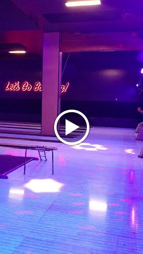 Restaurant «Grand Central Restaurant & Bowling Lounge», reviews and photos, 808 SE Morrison St, Portland, OR 97214, USA