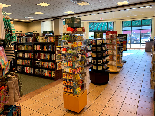 Book Store «Barnes & Noble», reviews and photos, 5701 Sunset Dr #196, South Miami, FL 33143, USA