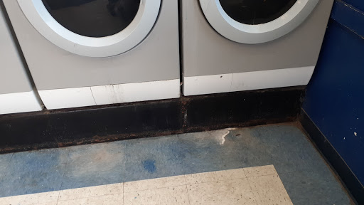 Laundromat «St. Clair Shores Electrolux Express Coin Laundromat», reviews and photos, 27520 Harper Ave, St Clair Shores, MI 48081, USA