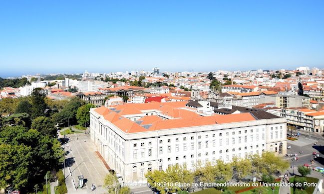 Comentários e avaliações sobre o Clube de Empreendedorismo da Universidade do Porto