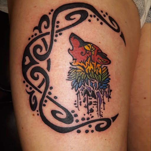 Creative Hands Tattoo Shop, 32 E Main St, Waynesboro, PA 17268, USA, 