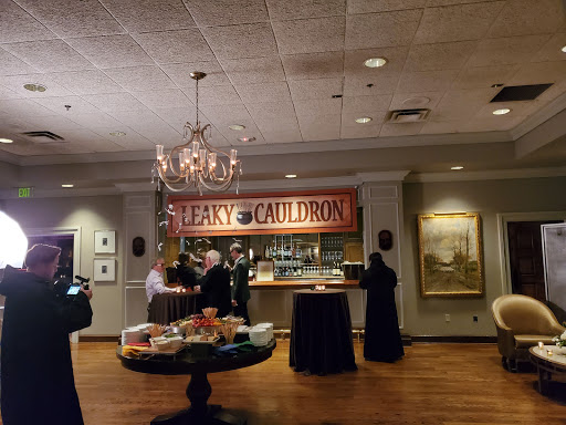 Country Club «Oak Hill Country Club», reviews and photos, 145 Kilbourn Rd, Rochester, NY 14618, USA