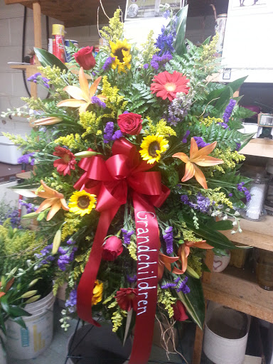 Florist «A & B Florist», reviews and photos, 908 S Cashua Dr, Florence, SC 29501, USA