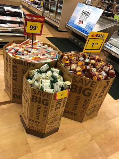 Grocery Store «Food Lion», reviews and photos, 5227 Waterway Dr, Dumfries, VA 22025, USA