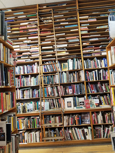 Used Book Store «Pearl Street Books», reviews and photos, 323 Pearl St, La Crosse, WI 54601, USA