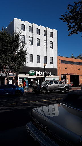 Gourmet Grocery Store «Yes! Organic Market Capitol Hill», reviews and photos, 410 8th St SE, Washington, DC 20003, USA
