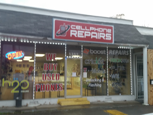 Cell Phone Store «Cell Phone Repairs», reviews and photos, 1352 Fort Campbell Blvd, Clarksville, TN 37042, USA