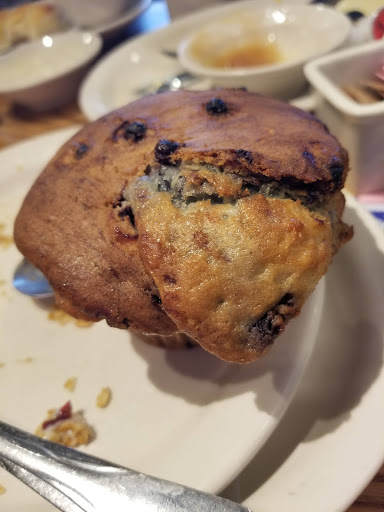 American Restaurant «Cracker Barrel Old Country Store», reviews and photos, 1050 S Hwy Dr, Fenton, MO 63026, USA