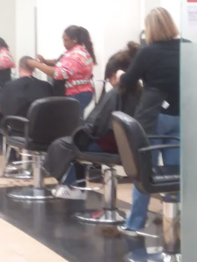 Hair Salon «Hair Cuttery», reviews and photos, 1638 Tappahannock Blvd, Tappahannock, VA 22560, USA