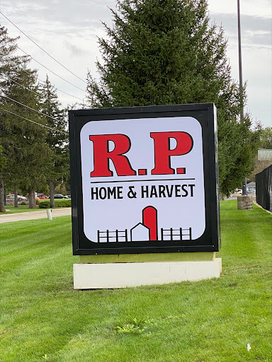 Sporting Goods Store «Big R Store of Marion», reviews and photos, 1401 W 26th St, Marion, IN 46953, USA