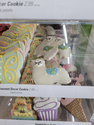 Pet Supply Store «Paw Shoppe Pet Center», reviews and photos, 6416 E Spring St, Long Beach, CA 90815, USA