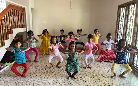 Sreshtta Performing Arts image