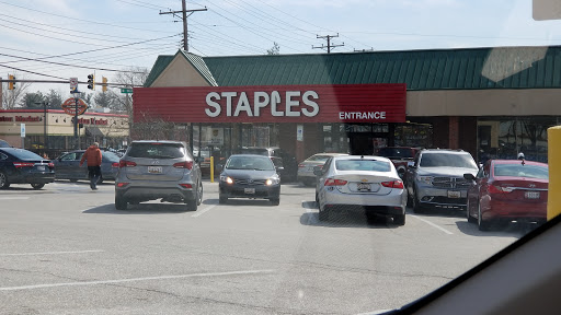 Office Supply Store «Staples», reviews and photos, 1340 - 1354 Reistertown Rd, Pikesville, MD 21208, USA