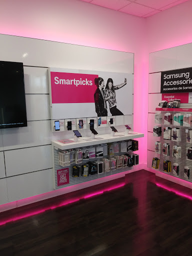 Cell Phone Store «T-Mobile», reviews and photos, 8937 Washington Blvd Suite 303, Pico Rivera, CA 90660, USA
