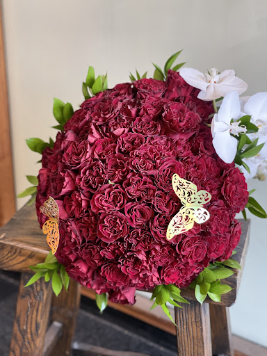 Florist «Lake O. Floral», reviews and photos, 397 N State St, Lake Oswego, OR 97034, USA