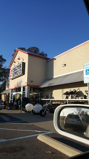 Home Improvement Store «Tractor Supply Co.», reviews and photos, 3000 Pruden Blvd, Suffolk, VA 23434, USA