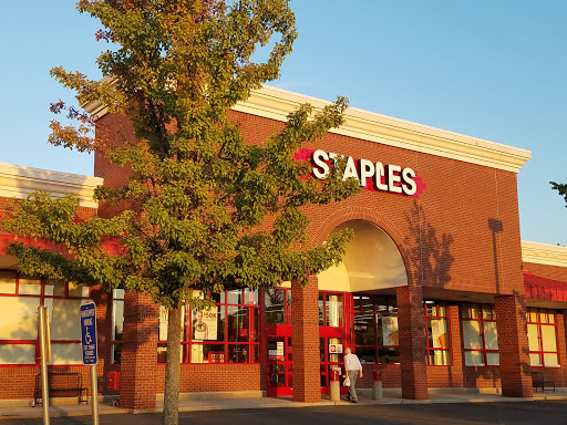 Office Supply Store «Staples», reviews and photos, 49 Putnam Blvd, Glastonbury, CT 06033, USA