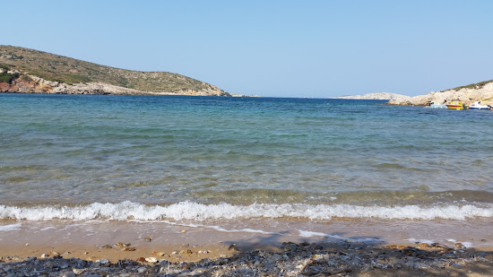 Tourkomnima beach