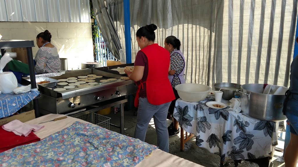 Gorditas Salcido 90044