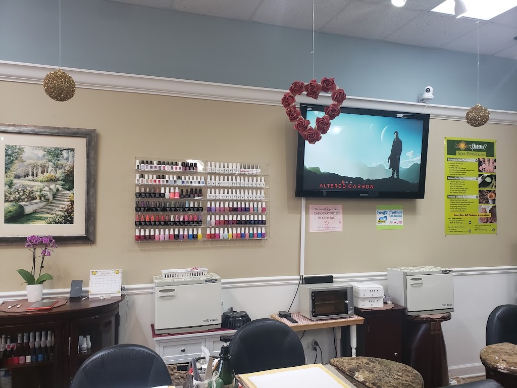 Sunny Days Nail & Spa 60060