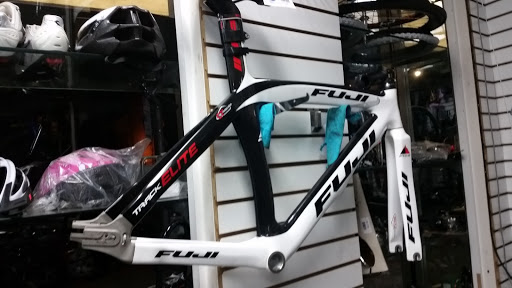 Bicycle Store «Bay Parkway Bicycles», reviews and photos, 2315 65th St, Brooklyn, NY 11204, USA