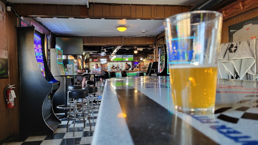 Club LaMark Madison, WI 53704 Menu, Hours, Reviews and Contact