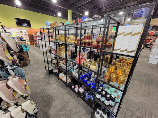 Shoe Store «MetroShoe Warehouse», reviews and photos, 2308 24th Ave NW, Norman, OK 73069, USA