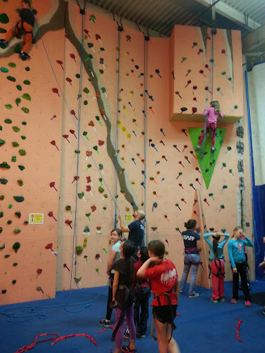 Rock Climbing Gym «Earth Treks Columbia», reviews and photos, 7125 Columbia Gateway Dr C, Columbia, MD 21046, USA