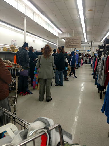 Thrift Store «Lake June Thrift», reviews and photos, 9024 Lake June Rd, Dallas, TX 75217, USA