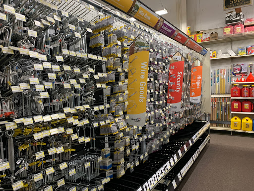 Hardware Store «Zettler Hardware», reviews and photos, 4518 Kenny Rd, Columbus, OH 43220, USA