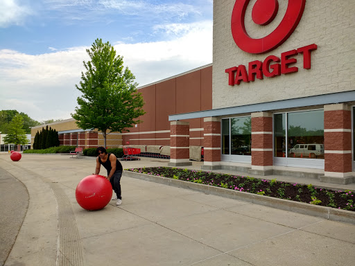 Shopping Mall «Merle Hay Mall», reviews and photos, 3800 Merle Hay Rd, Des Moines, IA 50310, USA