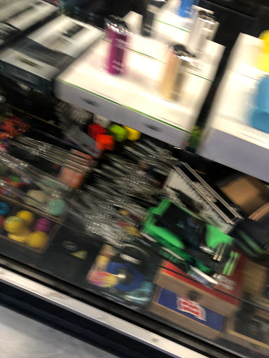 Tobacco Shop «Kazzaz Smoke Shop», reviews and photos, 6355 W Montrose Ave, Chicago, IL 60634, USA