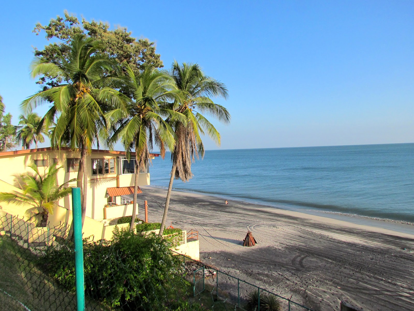 Foto de Coronado Beach área parcialmente do hotel