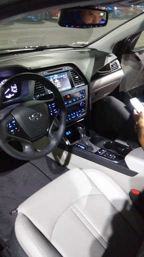 Car Dealer «Folsom Lake Hyundai», reviews and photos, 12530 Auto Mall Cir, Folsom, CA 95630, USA