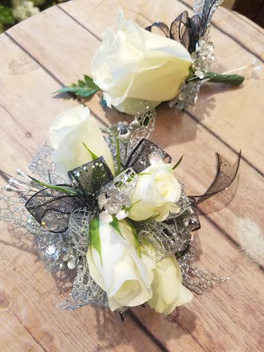 Florist «Rockwood Flower Shop», reviews and photos, 32723 Fort Rd, Rockwood, MI 48173, USA