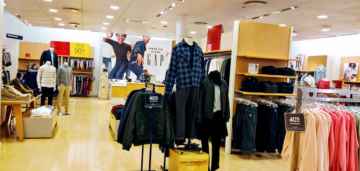 Gap, 7601 N MacArthur Blvd, Irving, TX 75063, USA, 