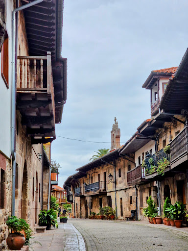 La Villa de Piedra en Cartes