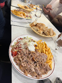 Plats et boissons du Restaurant turc Royal Sandwich à Paris - n°7