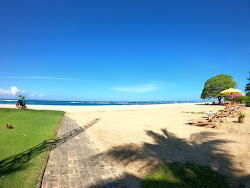Nusa Dua Grand Hyatt'in fotoğrafı geniş bir kıyı şeridi ile birlikte