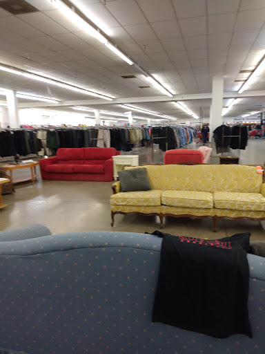Thrift Store «The Salvation Army Family Store & Donation Center», reviews and photos