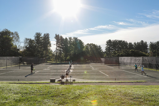 Golf Course «Harmony Landing Campus, Big Spring Country Club, Inc», reviews and photos, 13201 Reading Rd, Goshen, KY 40026, USA